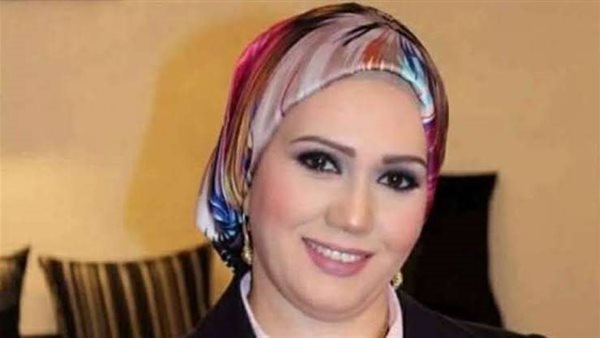 الدكتورة نادية جمال