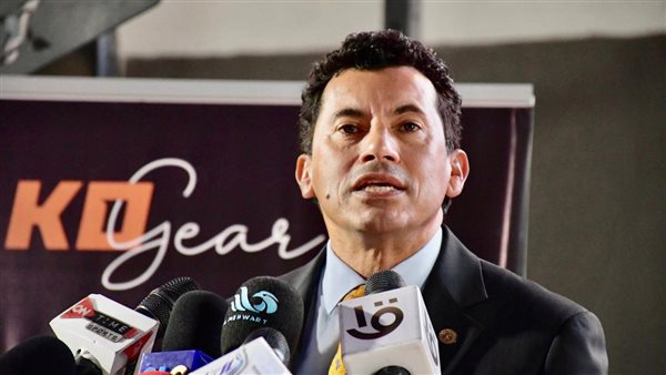 وزير الشباب والرياضة