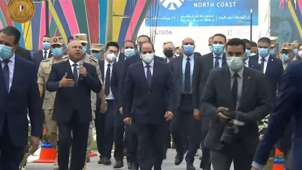 الرئيس السيسي ووزير