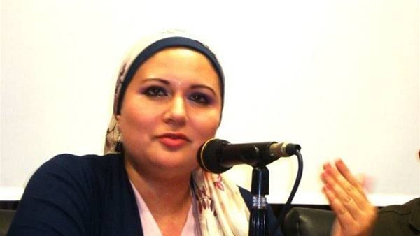 غادة العبسي الكاتبة