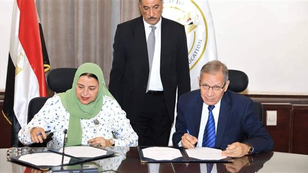 جانب من مراسم التوقيع