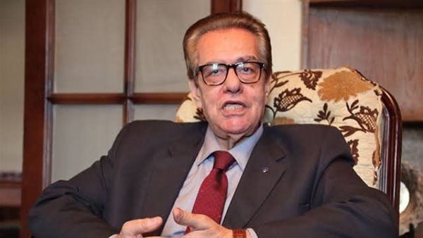  المستشار عدلي حسين