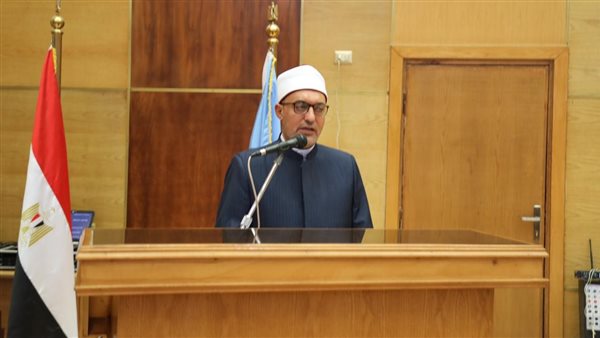 الدكتور  نظير عياد