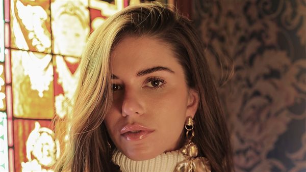 لارا إسكندر