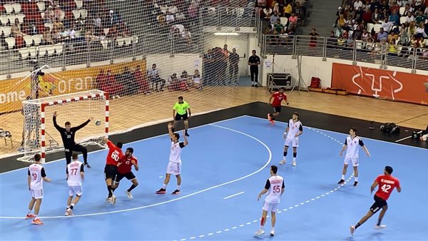 الأهلي ضد سيدني 