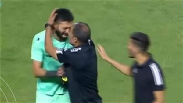 اللاعب أحمد يحيي