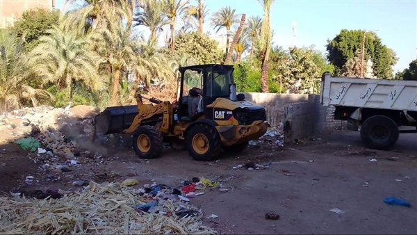 جانب من حملات النظافة