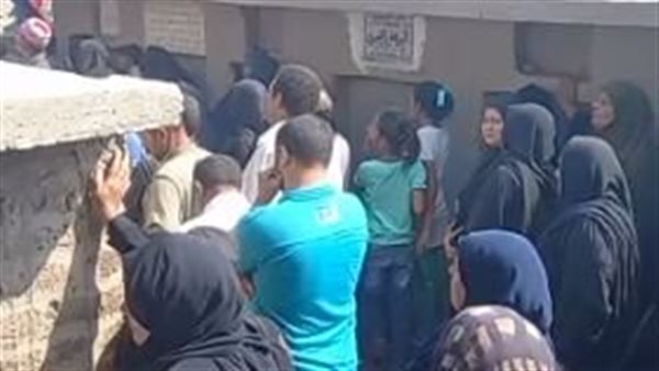 احتشاد الأهالي