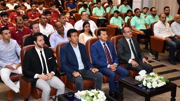 أشرف صبحي وزير الشباب