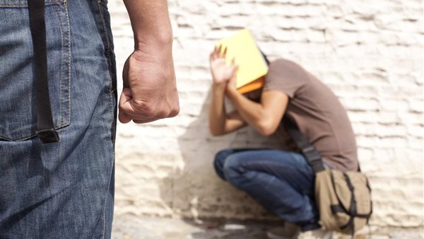 تعرض شاب للاعتداء