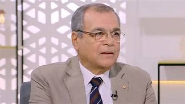 مدحت يوسف نائب رئيس