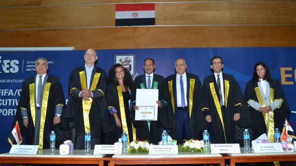 جانب من المؤتمر 