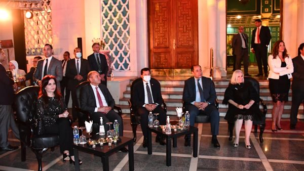 وزيرا الشباب والتعاون