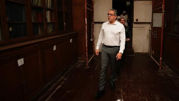 الدكتور خالد العناني