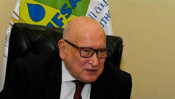 حسين منصور رئيس هيئة