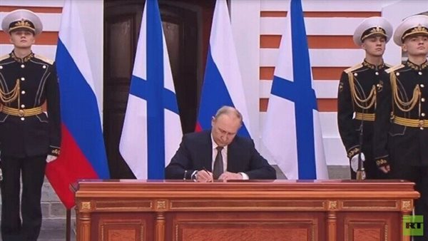 بوتين يوقع إقرار