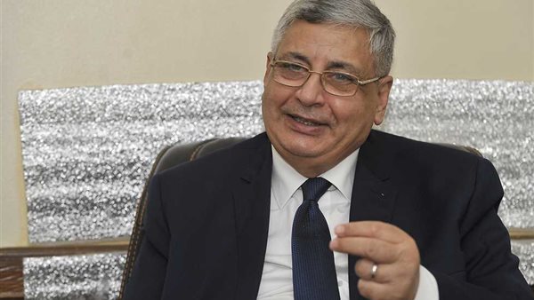 الدكتور محمد عوض