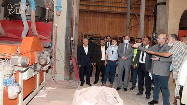 مصانع - أرشيفية 