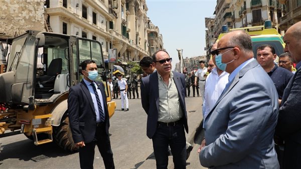 محافظ القاهرة خلال