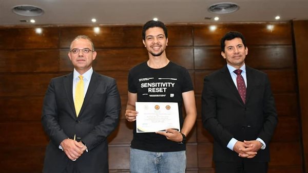 وزير الشباب ورئيس