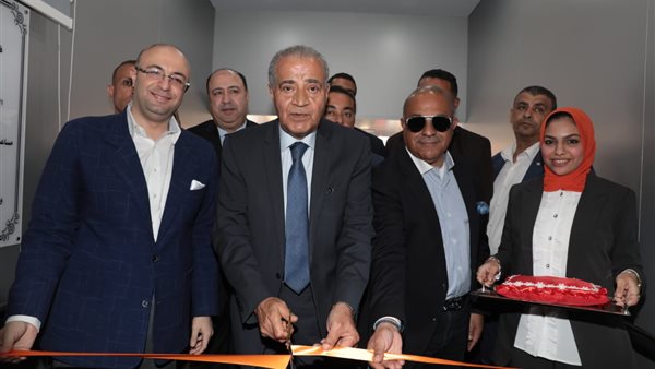 وزير التموين