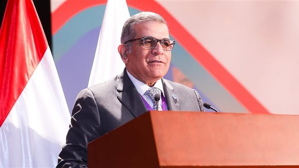  الدكتور أشرف حيدر