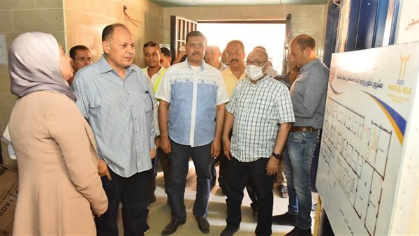 محافظ أسيوط خلال