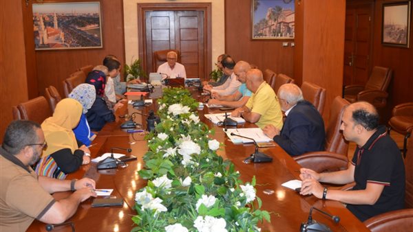 محافظ بورسعيد يتابع