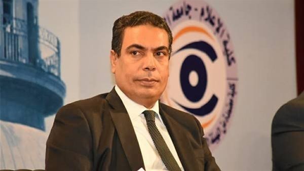 د. عادل عبدالغفار