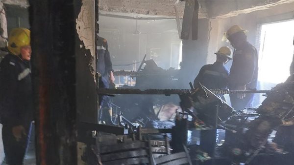 جانب من الحريق