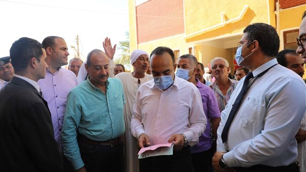 محافظ المنيا