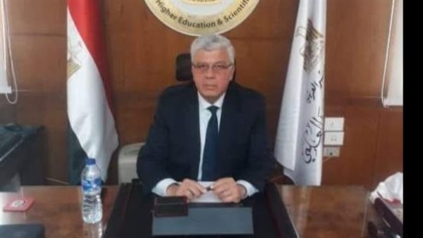  الدكتور محمد أيمن