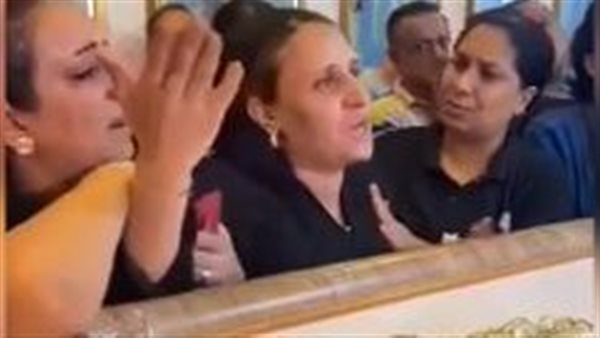 جانب من تشيع الجثمان