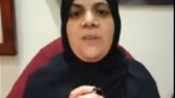 والدة طالبة  صفر