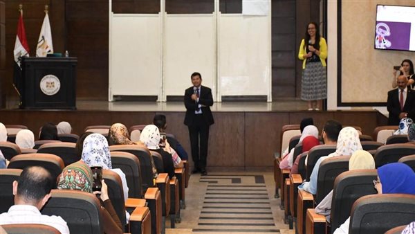 أشرف صبحي وزير الشباب