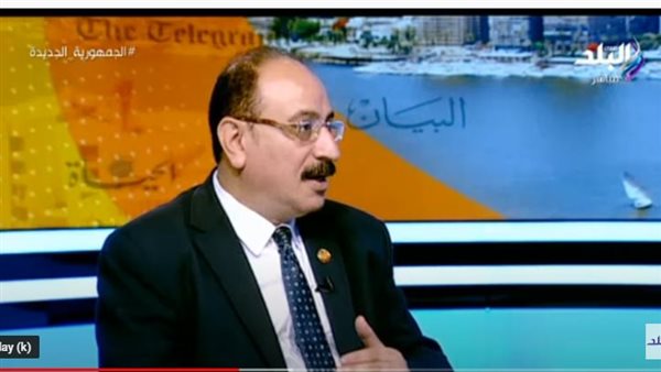  الدكتور طارق فهمي