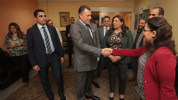 وزير السياحة يتجول