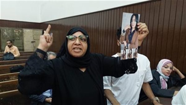 والدة شيماء جمال