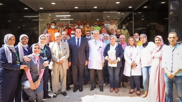 جانب من زيارة وزير