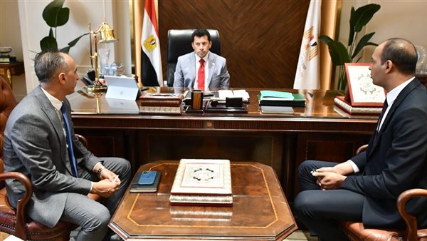 أشرف صبحي وزير الشباب