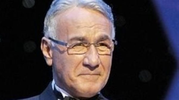 عزت أبو عوف