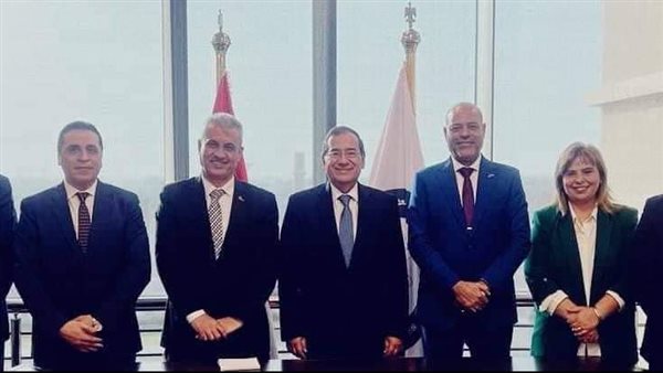 وزير البترول 