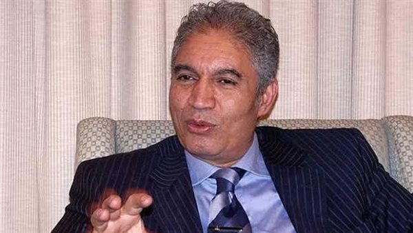  يحيي الكومي 