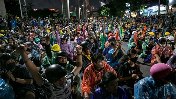 متظاهرون تايلانديون