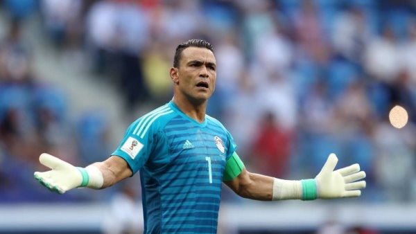 عصام الحضري