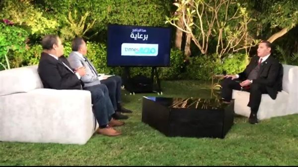 صورة من الاستديو