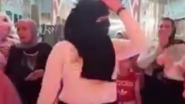 صورة من الفيديو 