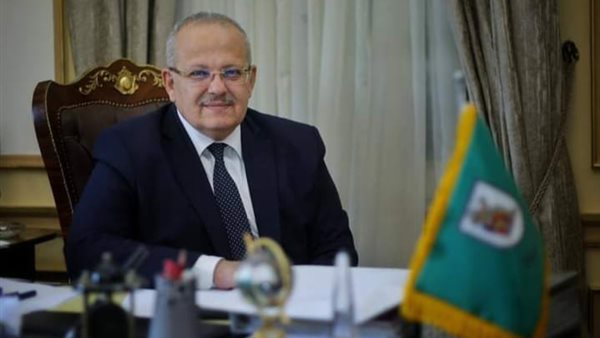 رئيس جامعة القاهرة