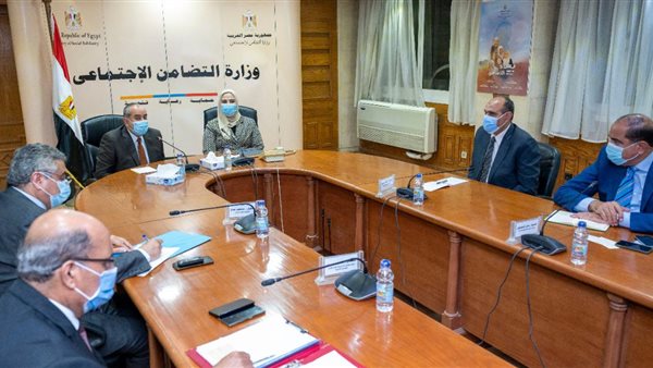 وزيرا التضامن والطيران