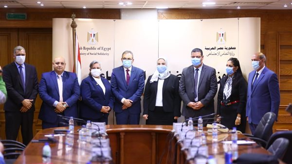 نيفين القباج وزيرة